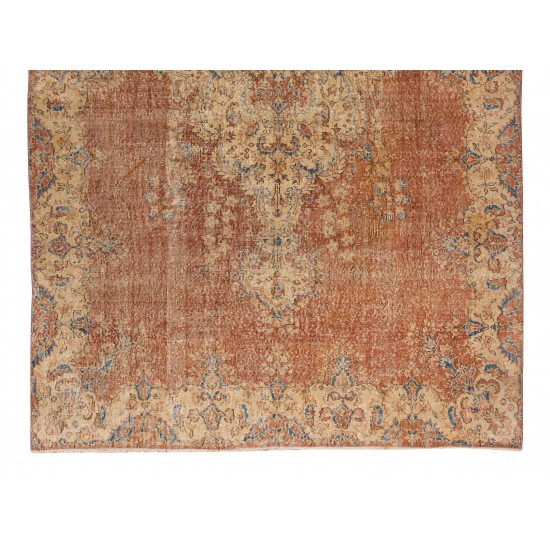 Hand-Made Vintage Turkish Area Rug with Medallion Design, Woolen Floor Covering Hand-Made Vintage Turkish Area Rug with Medallion Design, Woolen Floor Covering