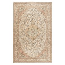 Vintage Hand-Knotted Turkish Oushak Area Rug with Medallion Design, 100% Wool