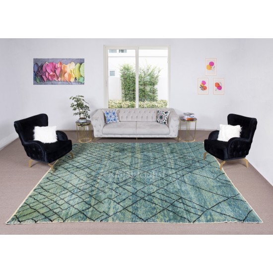 Contemporary Hand-Knotted Moroccan "Tulu" Wool Rug with Diamond Design Contemporary Hand-Knotted Moroccan "Tulu" Wool Rug with Diamond Design