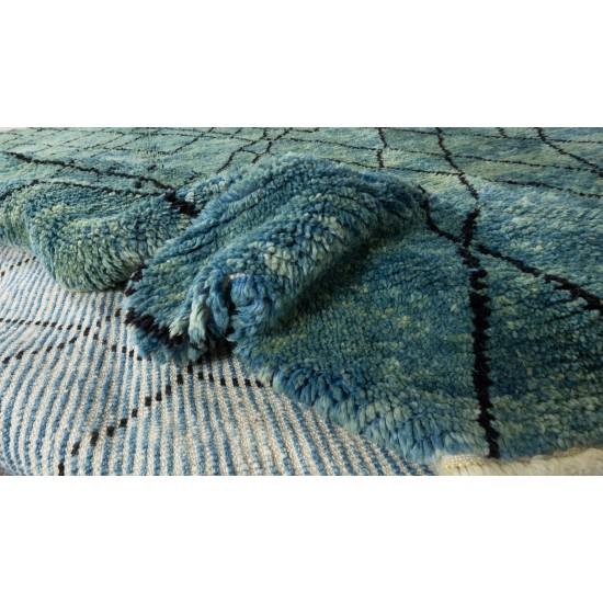Contemporary Hand-Knotted Moroccan "Tulu" Wool Rug with Diamond Design Contemporary Hand-Knotted Moroccan "Tulu" Wool Rug with Diamond Design