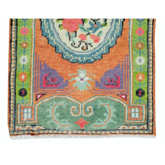 Handmade Mid-Century Central Anatolian Accent Rug with Floral Design, Circa 1960 Handmade Mid-Century Central Anatolian Accent Rug with Floral Design, Circa 1960