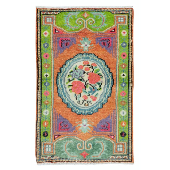 Handmade Mid-Century Central Anatolian Accent Rug with Floral Design, Circa 1960 Handmade Mid-Century Central Anatolian Accent Rug with Floral Design, Circa 1960