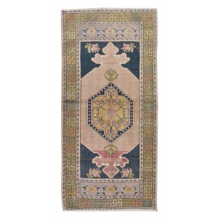 Handmade Anatolian Village Wool Accent Rug, Multicolor Tribal Style Vintage Small Rug