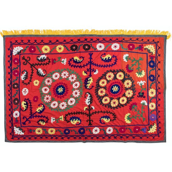 Authentic Hand Embroidered Cotton Bedspread, Vintage Suzani Tapestry in Red, Uzbek Wall Hanging Authentic Hand Embroidered Cotton Bedspread, Vintage Suzani Tapestry in Red, Uzbek Wall Hanging