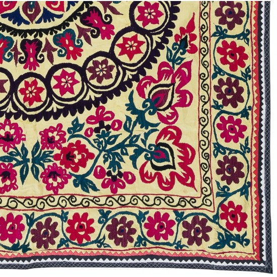 Authentic Hand Embroidered Cotton Bedspread, Vintage Suzani Tapestry, Uzbek Wall Hanging Authentic Hand Embroidered Cotton Bedspread, Vintage Suzani Tapestry, Uzbek Wall Hanging
