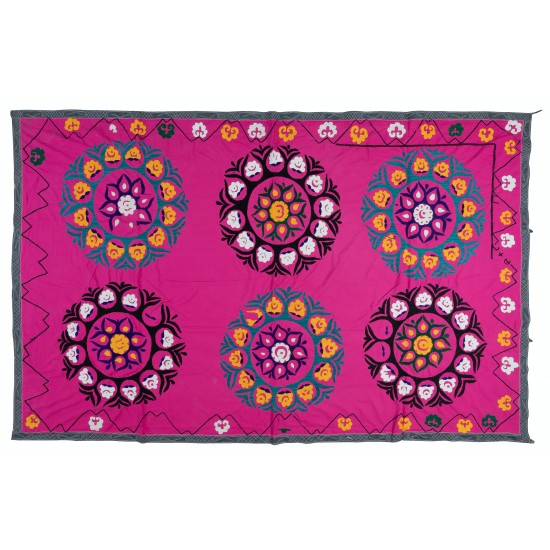 Central Asian Suzani Textile Wall Hanging, Decorative Bedspread, Vintage Embroidered Tapestry Central Asian Suzani Textile Wall Hanging, Decorative Bedspread, Vintage Embroidered Tapestry