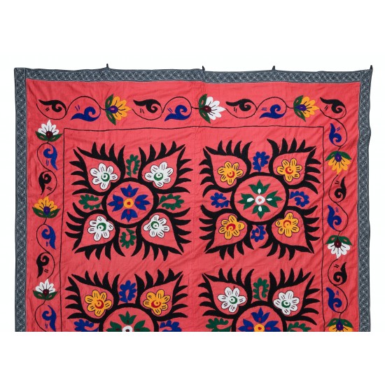 Hand Embroidered Bedspread, Vintage Suzani Tapestry, Uzbek Throw Hand Embroidered Bedspread, Vintage Suzani Tapestry, Uzbek Throw