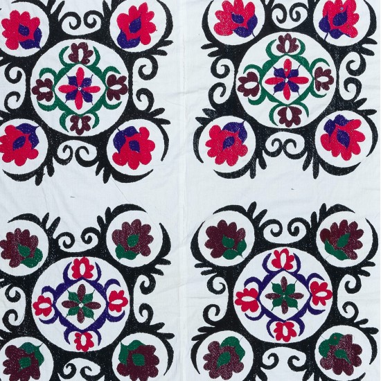 Decorative Suzani Textile Throw Made of Cotton, Hand Embroidered Wall Hanging, Vintage Tapestry Decorative Suzani Textile Throw Made of Cotton, Hand Embroidered Wall Hanging, Vintage Tapestry