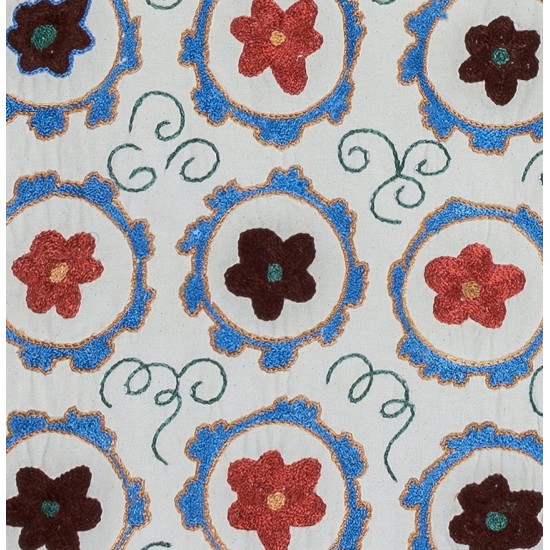 Floral Pattern Uzbek Silk Embroidery Lace Pillow Cover, Handmade Suzani Pillow, Decorative Sham Floral Pattern Uzbek Silk Embroidery Lace Pillow Cover, Handmade Suzani Pillow, Decorative Sham