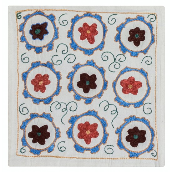 Floral Pattern Uzbek Silk Embroidery Lace Pillow Cover, Handmade Suzani Pillow, Decorative Sham Floral Pattern Uzbek Silk Embroidery Lace Pillow Cover, Handmade Suzani Pillow, Decorative Sham