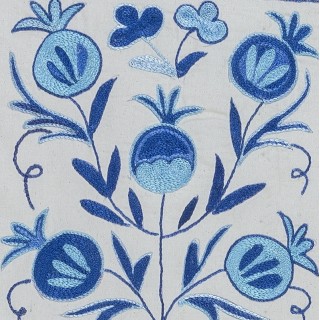 Traditional Suzani Cushion Cover. Uzbek Throw Pillow Cover. Embroidered Accent Pillow in Cream and Blue Colors Traditional Suzani Cushion Cover. Uzbek Throw Pillow Cover. Embroidered Accent Pillow in Cream and Blue Colors