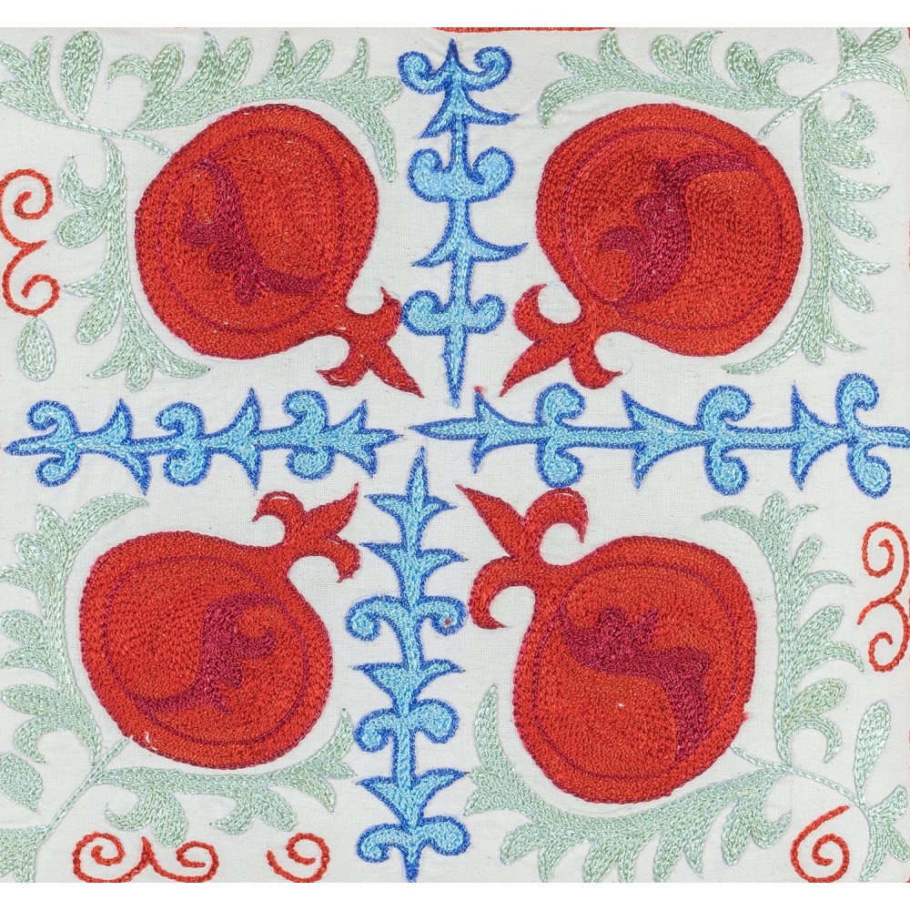 Splendid Silk Hand Embroidery Suzani Textile Cushion Cover, Decorative Uzbek Lace Pillow Cover for Living Room Decor