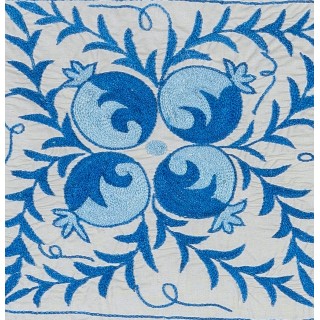 Silk Hand Embroidery Cushion Cover. Traditional Uzbek Suzani Accent Pillow Cover in Cream and Blue Colors Silk Hand Embroidery Cushion Cover. Traditional Uzbek Suzani Accent Pillow Cover in Cream and Blue Colors
