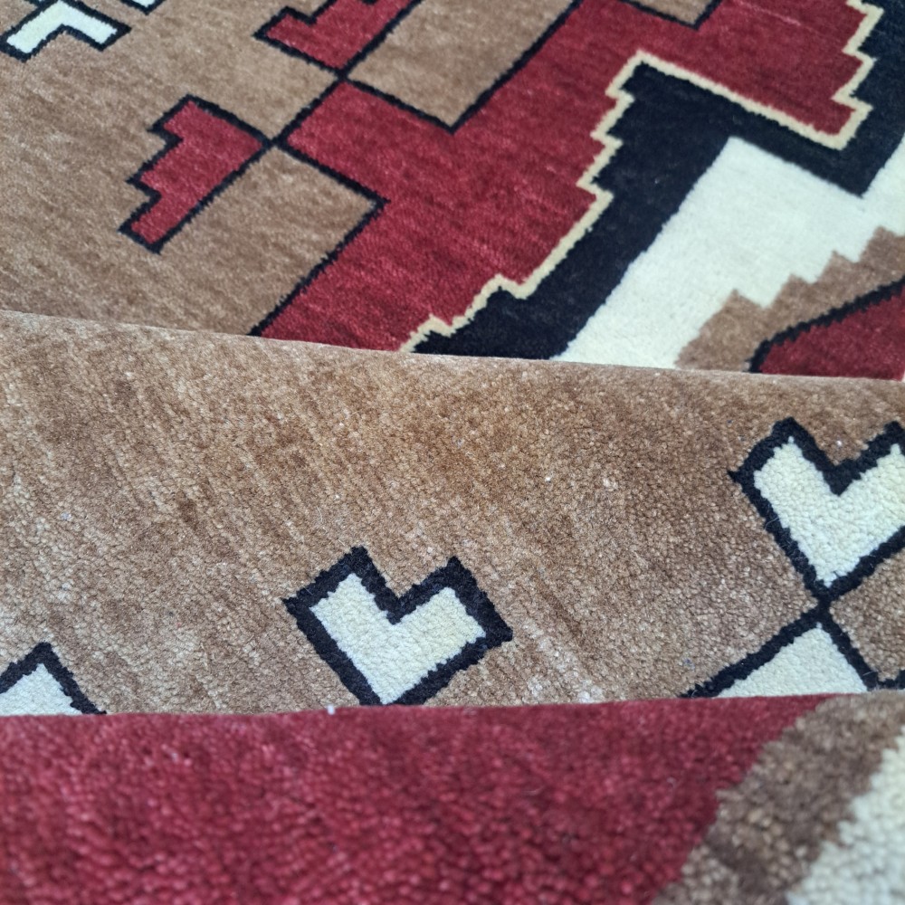 New Hand-Knotted Rug. 100% Wool. Modern Living Room Carpet. Custom Size Available New Hand-Knotted Rug. 100% Wool. Modern Living Room Carpet. Custom Size Available