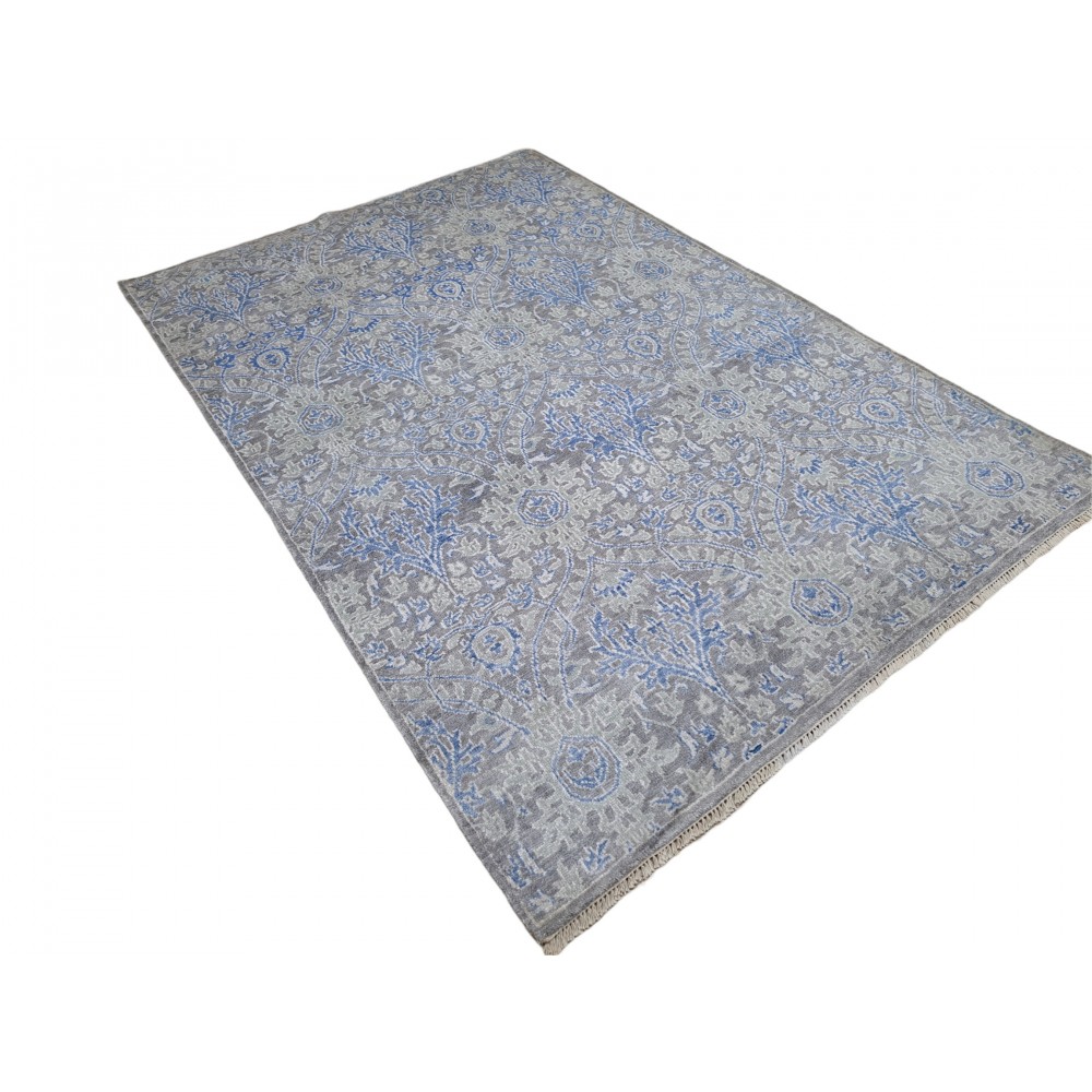 New Hand-Knotted Silk Rug. Contemporary Living Room Carpet. Custom Size Available New Hand-Knotted Silk Rug. Contemporary Living Room Carpet. Custom Size Available