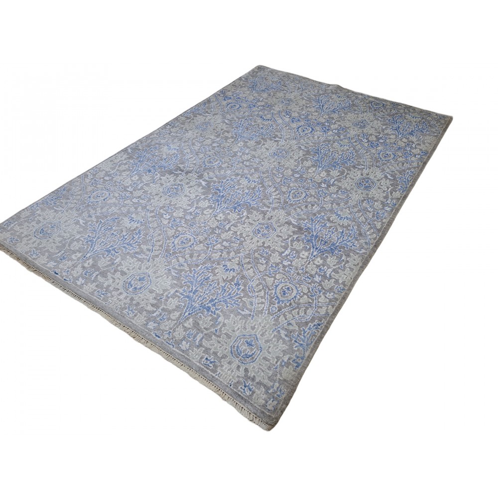 New Hand-Knotted Silk Rug. Contemporary Living Room Carpet. Custom Size Available New Hand-Knotted Silk Rug. Contemporary Living Room Carpet. Custom Size Available