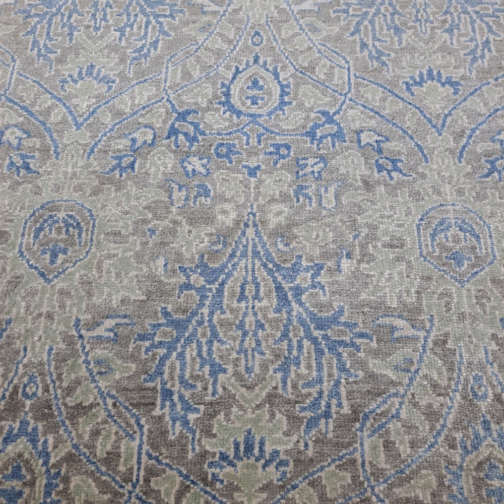 New Hand-Knotted Silk Rug. Contemporary Living Room Carpet. Custom Size Available New Hand-Knotted Silk Rug. Contemporary Living Room Carpet. Custom Size Available