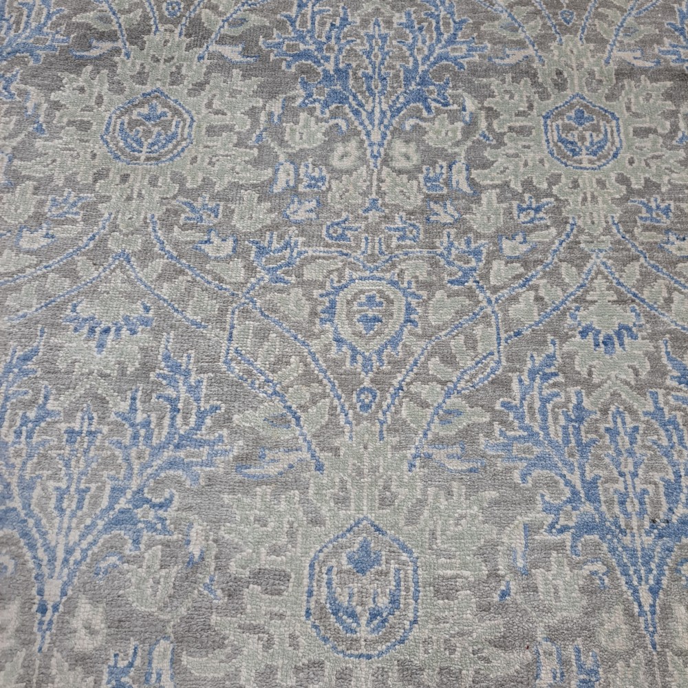 New Hand-Knotted Silk Rug. Contemporary Living Room Carpet. Custom Size Available New Hand-Knotted Silk Rug. Contemporary Living Room Carpet. Custom Size Available
