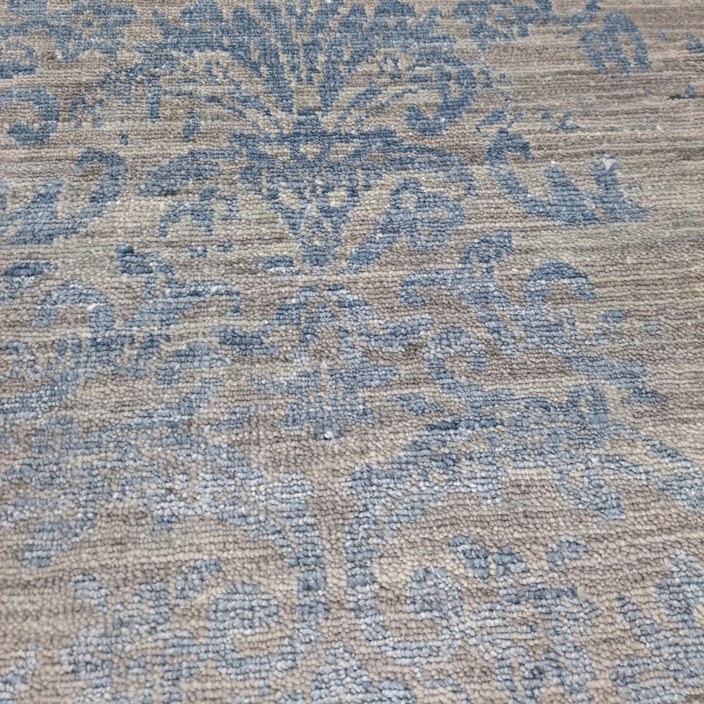 Luxury Hand-Knotted Silk Rug. 100% Pure Silk Modern Design Carpet. Custom Options Available