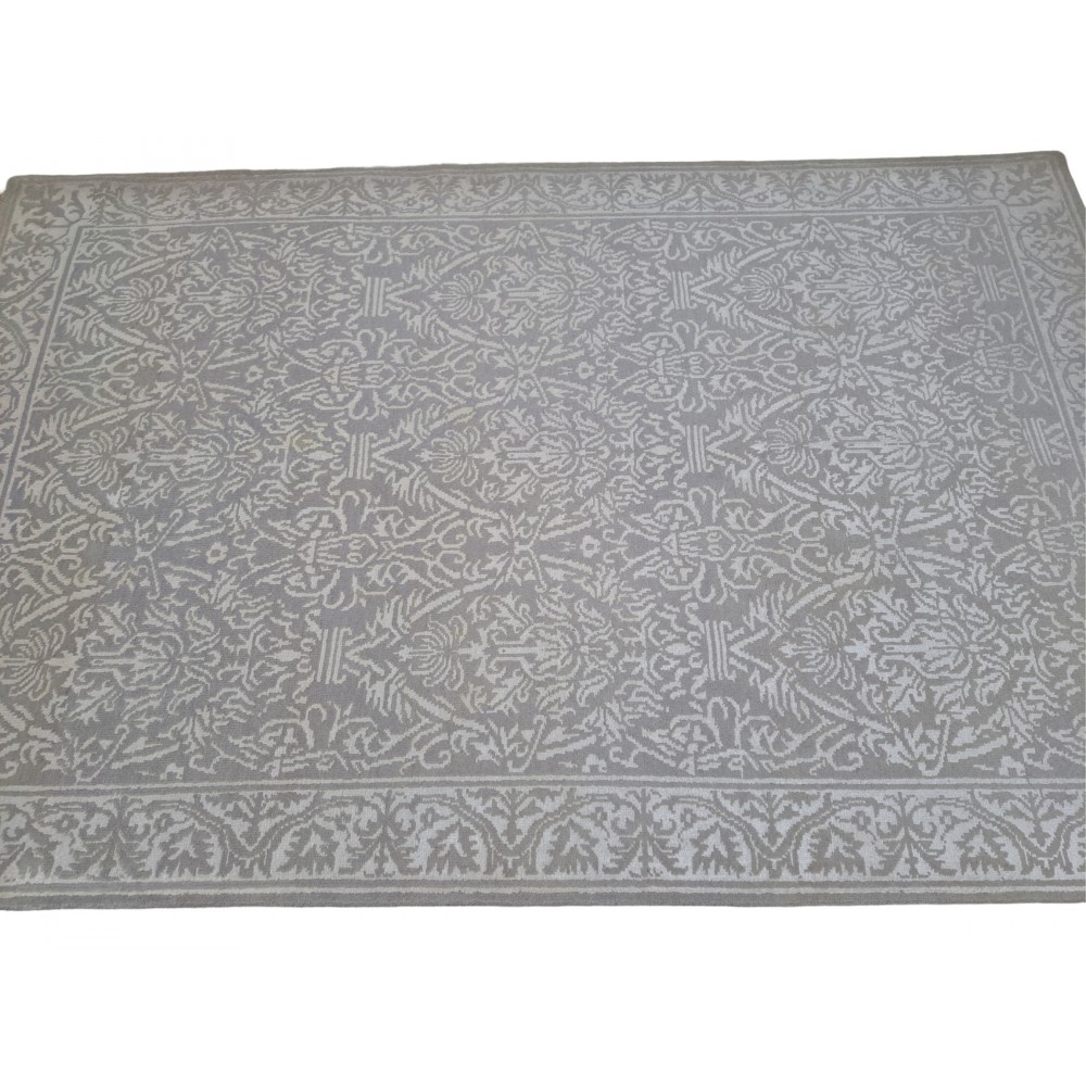 New Hand-Knotted Silk Rug. Contemporary Living Room Carpet. Custom Size Available New Hand-Knotted Silk Rug. Contemporary Living Room Carpet. Custom Size Available