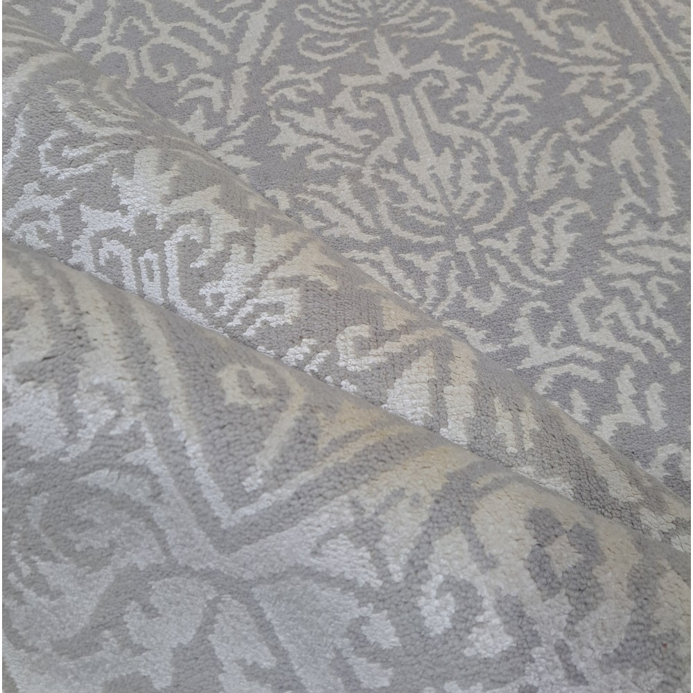 New Hand-Knotted Silk Rug. Contemporary Living Room Carpet. Custom Size Available New Hand-Knotted Silk Rug. Contemporary Living Room Carpet. Custom Size Available