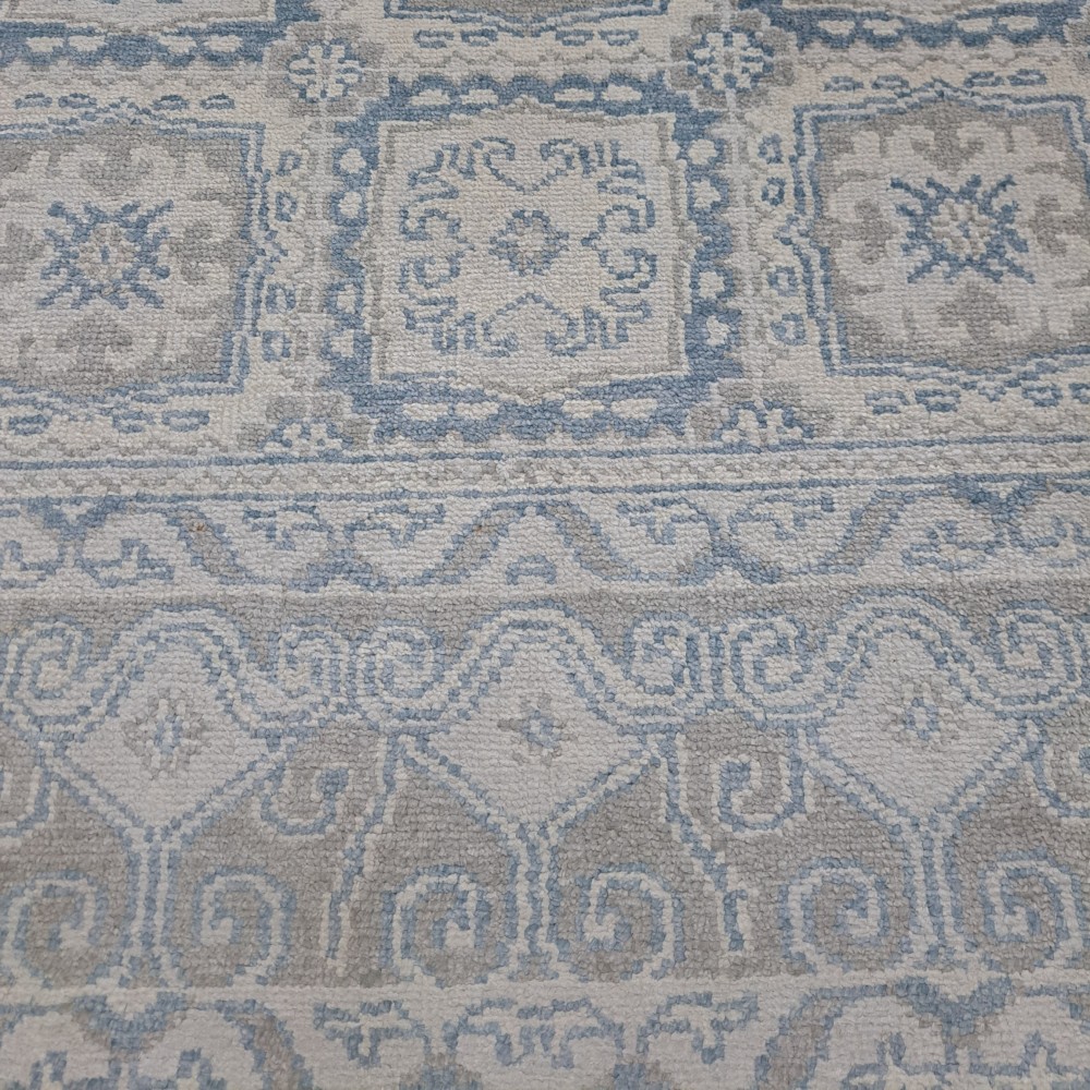 100% Silk Hand-knotted Area Rug for Modern Living Room. Contemporary Handmade Carpet 100% Silk Hand-knotted Area Rug for Modern Living Room. Contemporary Handmade Carpet