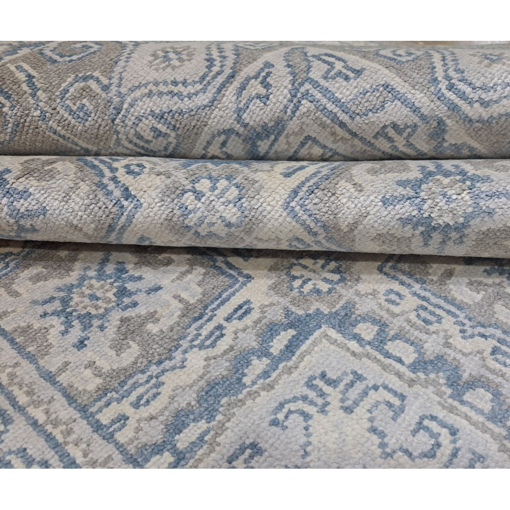 100% Silk Hand-knotted Area Rug for Modern Living Room. Contemporary Handmade Carpet 100% Silk Hand-knotted Area Rug for Modern Living Room. Contemporary Handmade Carpet