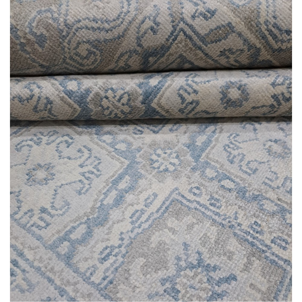 100% Silk Hand-knotted Area Rug for Modern Living Room. Contemporary Handmade Carpet 100% Silk Hand-knotted Area Rug for Modern Living Room. Contemporary Handmade Carpet