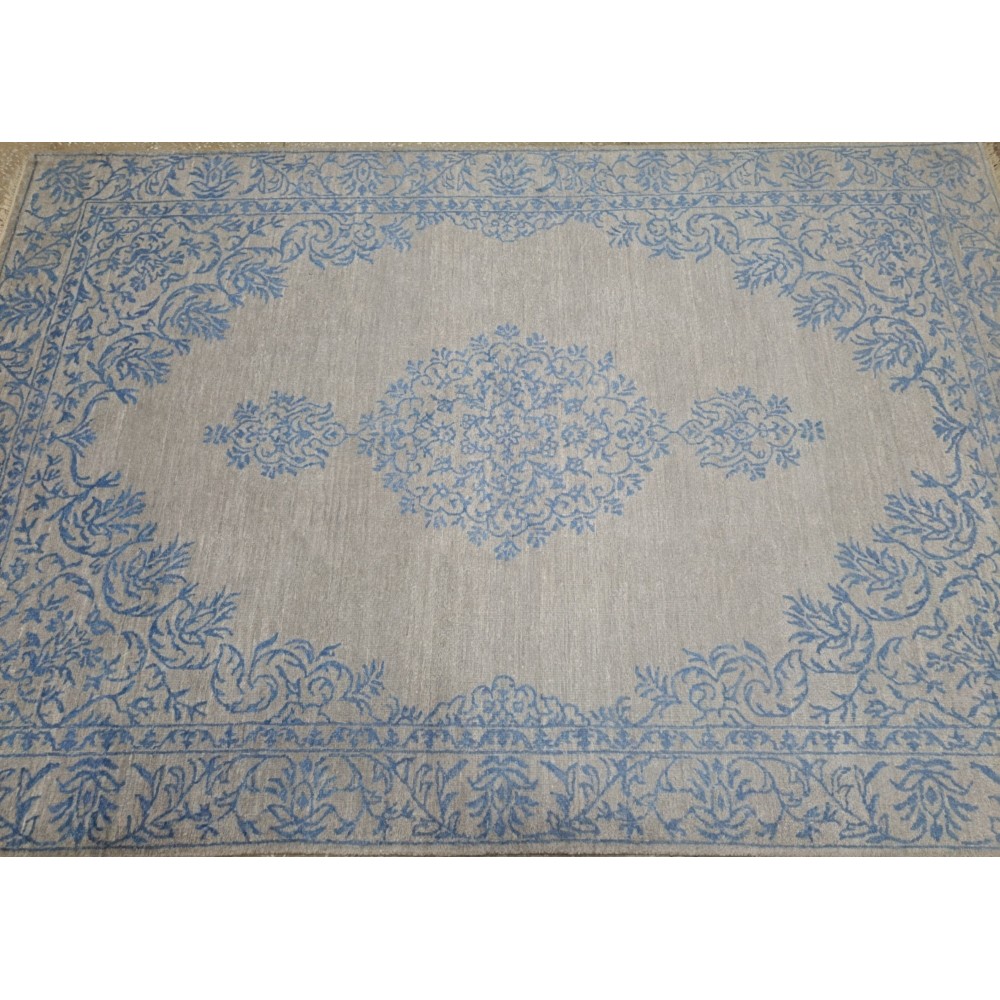 Hand-knotted Area Rug for Modern Living Room. 100% Silk. Contemporary Handmade Carpet Hand-knotted Area Rug for Modern Living Room. 100% Silk. Contemporary Handmade Carpet