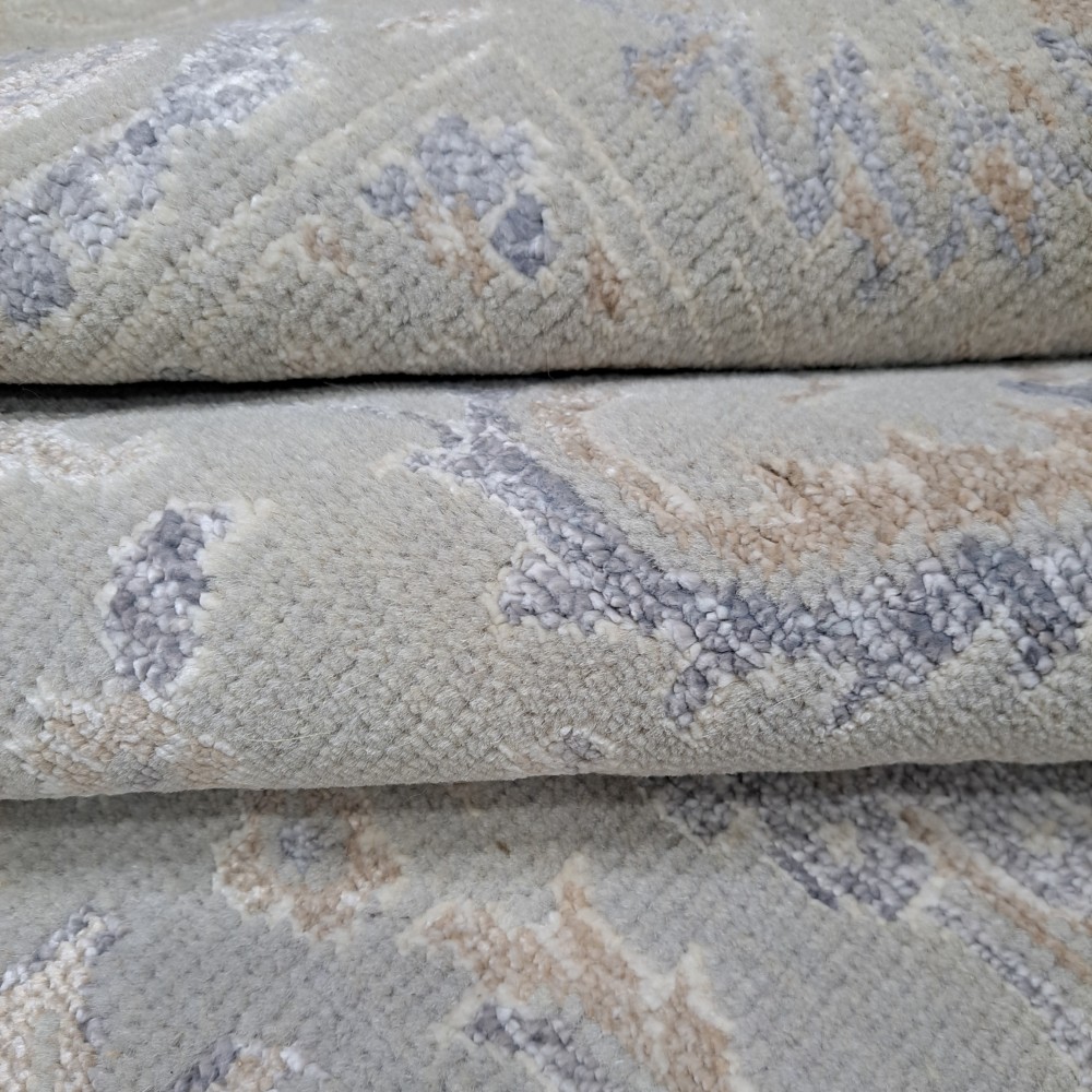 100% Silk Hand-knotted Area Rug for Modern Living Room. Contemporary Handmade Carpet 100% Silk Hand-knotted Area Rug for Modern Living Room. Contemporary Handmade Carpet