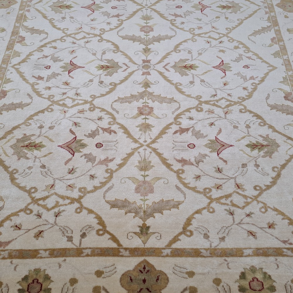 New Hand-Knotted Rug. 100% Wool. Modern Living Room Carpet. Custom Size Available New Hand-Knotted Rug. 100% Wool. Modern Living Room Carpet. Custom Size Available