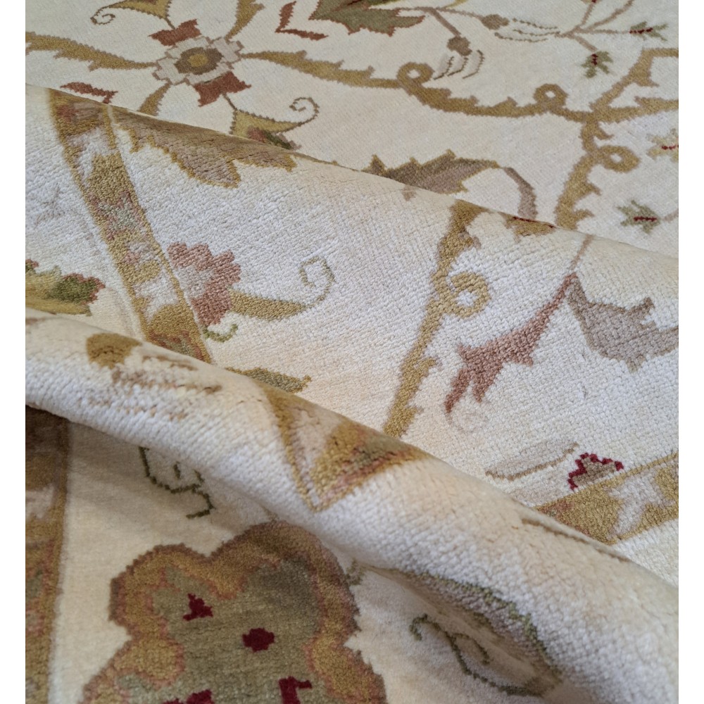 New Hand-Knotted Rug. 100% Wool. Modern Living Room Carpet. Custom Size Available New Hand-Knotted Rug. 100% Wool. Modern Living Room Carpet. Custom Size Available