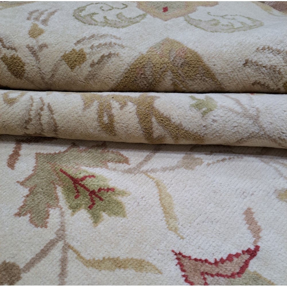 New Hand-Knotted Rug. 100% Wool. Modern Living Room Carpet. Custom Size Available New Hand-Knotted Rug. 100% Wool. Modern Living Room Carpet. Custom Size Available