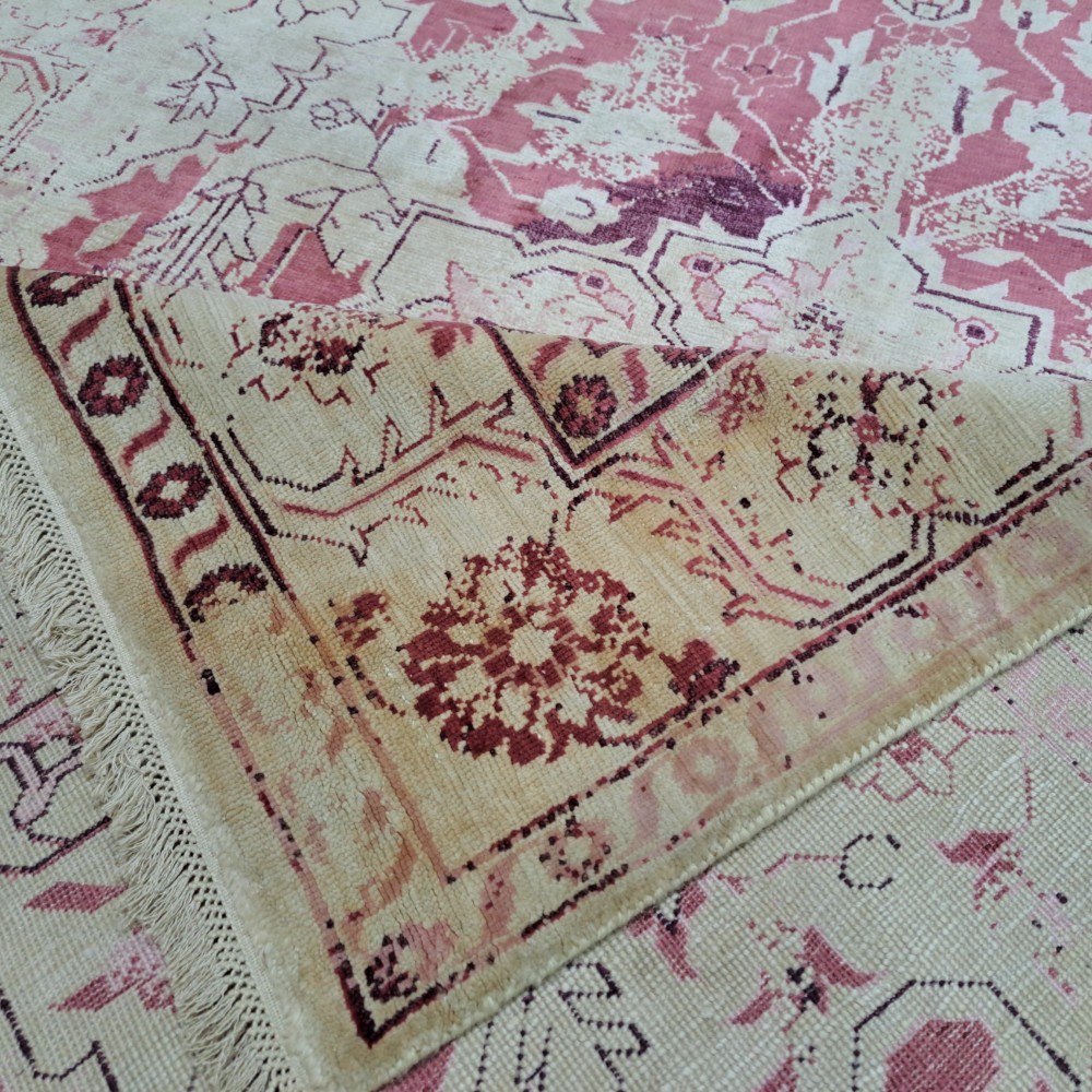 Hand-knotted Area Rug Made of 100% Silk. Contemporary Living Room Carpet Hand-knotted Area Rug Made of 100% Silk. Contemporary Living Room Carpet