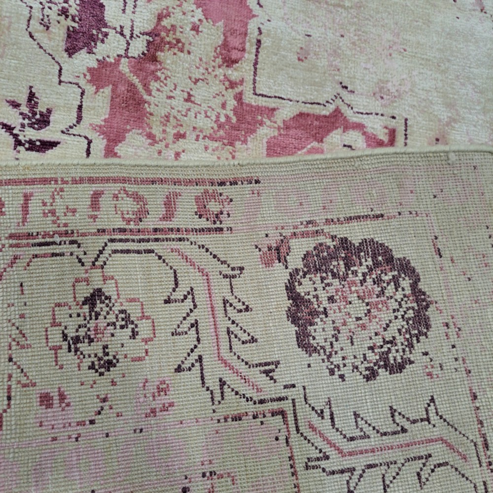 Hand-knotted Area Rug Made of 100% Silk. Contemporary Living Room Carpet Hand-knotted Area Rug Made of 100% Silk. Contemporary Living Room Carpet