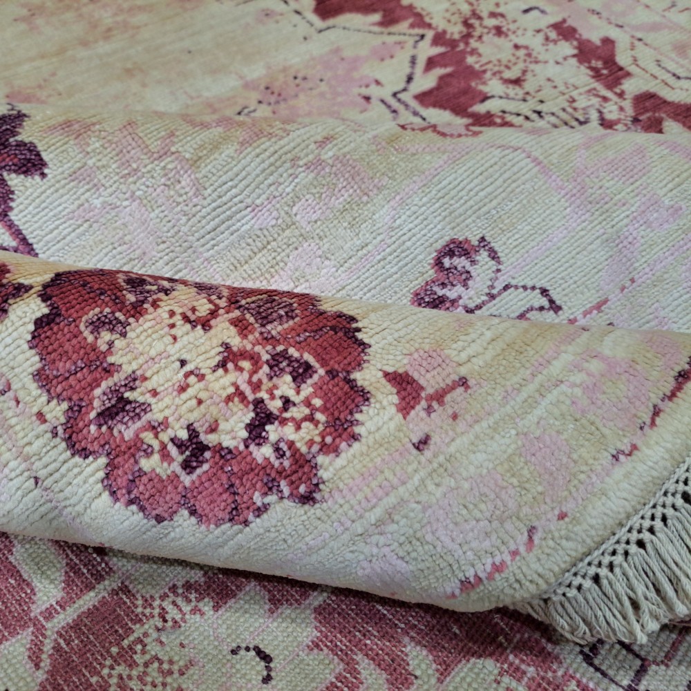 Hand-knotted Area Rug Made of 100% Silk. Contemporary Living Room Carpet Hand-knotted Area Rug Made of 100% Silk. Contemporary Living Room Carpet