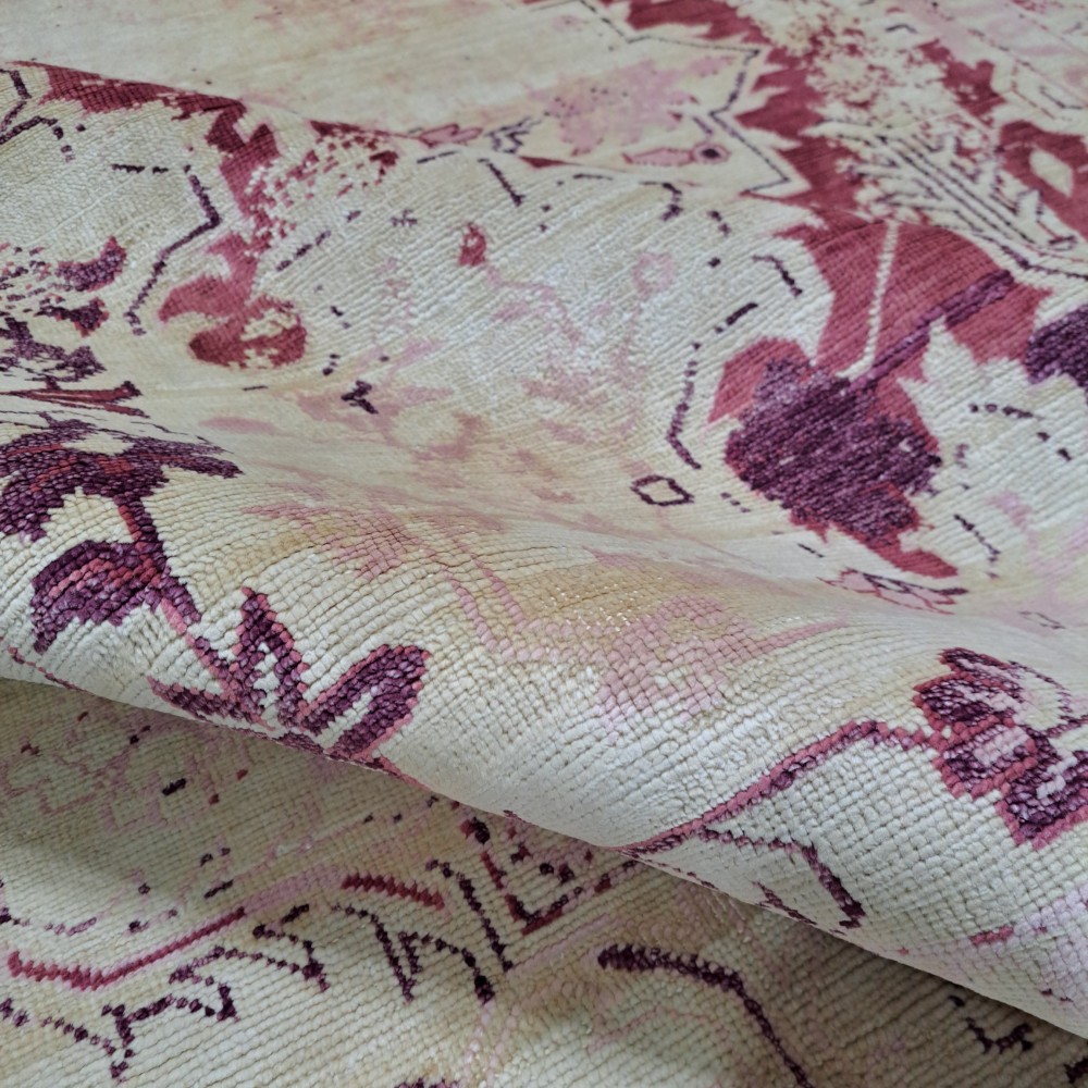 Hand-knotted Area Rug Made of 100% Silk. Contemporary Living Room Carpet Hand-knotted Area Rug Made of 100% Silk. Contemporary Living Room Carpet