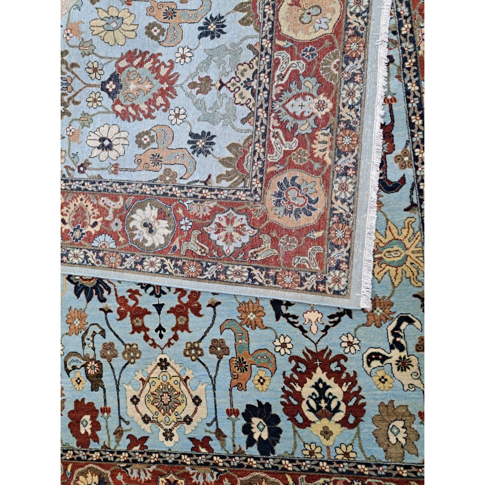 New Handknotted Rug. 100% Wool. Antique Heriz Design Carpet. Custom Options Available New Handknotted Rug. 100% Wool. Antique Heriz Design Carpet. Custom Options Available