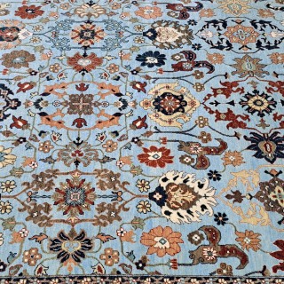 New Handknotted Rug. 100% Wool. Antique Heriz Design Carpet. Custom Options Available