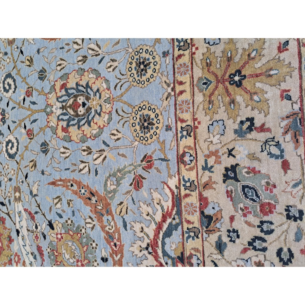 Handknotted Heriz Design Wool Rug. Handmade Antique Style Area Rug. Living Room Decor Handknotted Heriz Design Wool Rug. Handmade Antique Style Area Rug. Living Room Decor