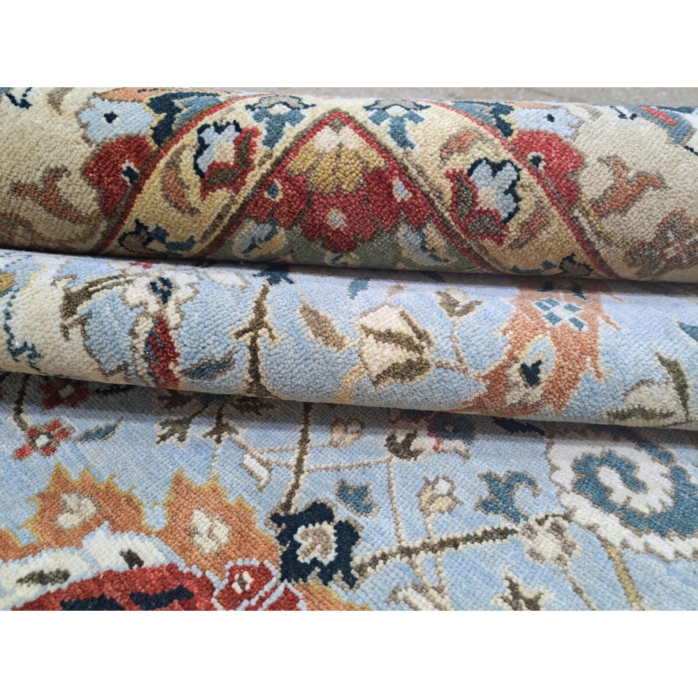 Handknotted Heriz Design Wool Rug. Handmade Antique Style Area Rug. Living Room Decor Handknotted Heriz Design Wool Rug. Handmade Antique Style Area Rug. Living Room Decor