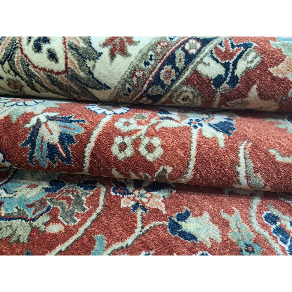 Brand-New Hand-knotted Rug with Antique Heriz Design. 100% Wool Brand-New Hand-knotted Rug with Antique Heriz Design. 100% Wool