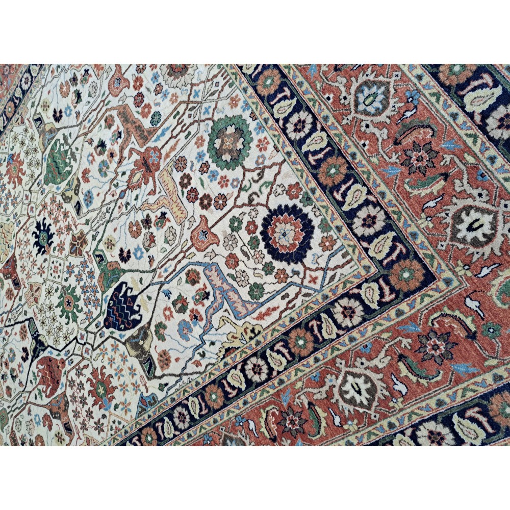 Antique Heriz Inpired Hand-knotted New Rug. 100% Wool. 18th-Century Heriz Style Carpet. Antique Heriz Inpired Hand-knotted New Rug. 100% Wool. 18th-Century Heriz Style Carpet.