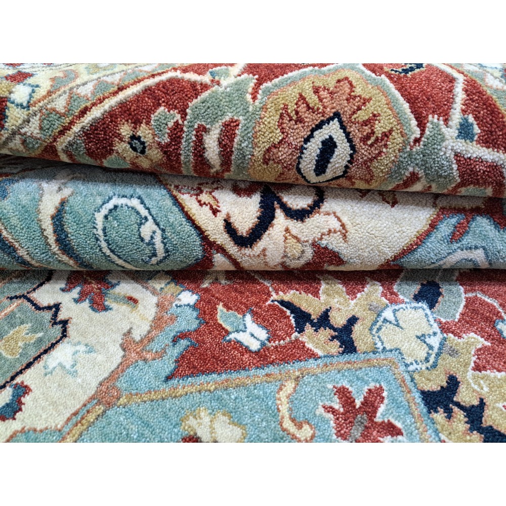 Antique Heriz Inpired Hand-knotted Rug Made of Wool. Brand New Handmade Carpet. Antique Heriz Inpired Hand-knotted Rug Made of Wool. Brand New Handmade Carpet.