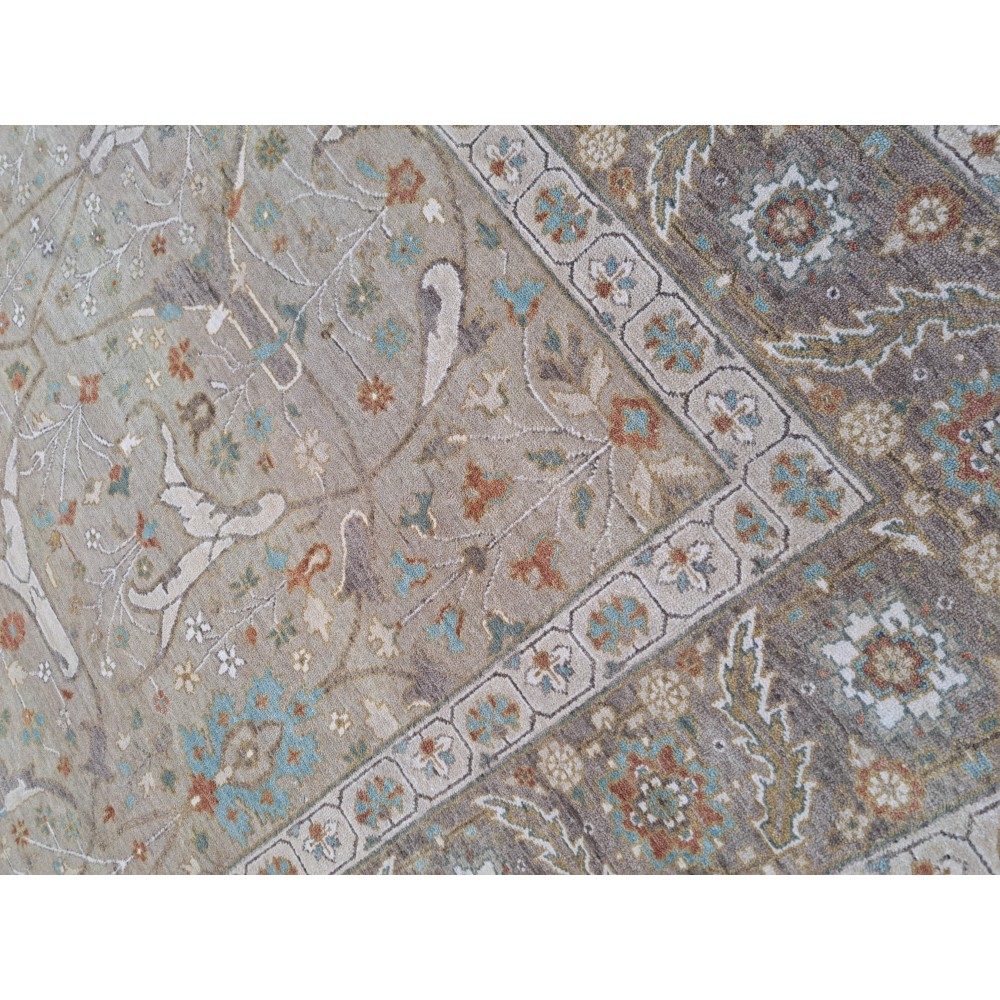 Antique Heriz Inspired Handcrafted Rug. Antique Heriz Look. 100% Wool. Brand New Handmade Carpet Antique Heriz Inspired Handcrafted Rug. Antique Heriz Look. 100% Wool. Brand New Handmade Carpet