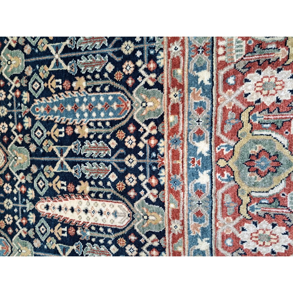New Hand-Knotted Rug. 100% Wool. Antique Heriz Design. Custom Size Handmade Carpet New Hand-Knotted Rug. 100% Wool. Antique Heriz Design. Custom Size Handmade Carpet