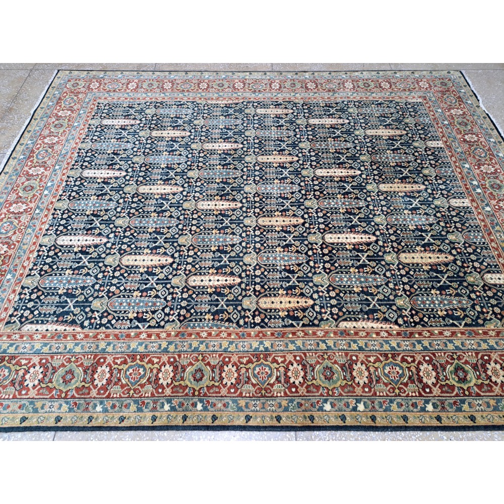 New Hand-Knotted Rug. 100% Wool. Antique Heriz Design. Custom Size Handmade Carpet New Hand-Knotted Rug. 100% Wool. Antique Heriz Design. Custom Size Handmade Carpet