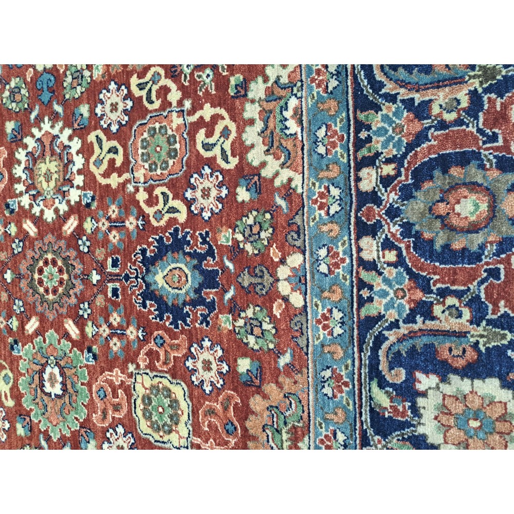 New Hand-Knotted Rug with Antique Heriz Design. Luxury Handmade Carpet New Hand-Knotted Rug with Antique Heriz Design. Luxury Handmade Carpet