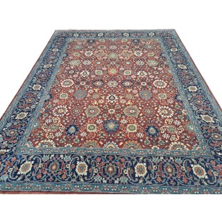 New Hand-Knotted Rug with Antique Heriz Design. Luxury Handmade Carpet