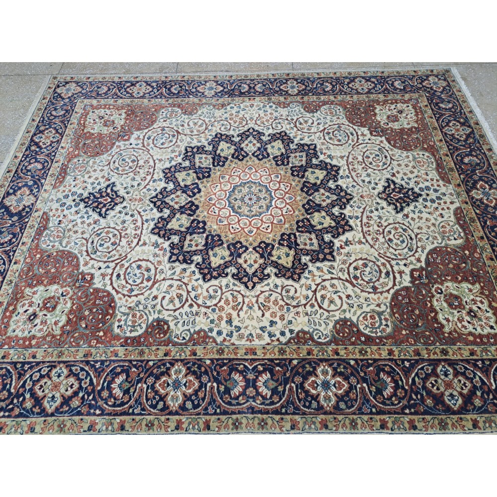 Heriz Inspired Handmade Wool Rug. Traditional Heriz Design Carpet. Antique Style Area Carpet. 100% Wool Heriz Inspired Handmade Wool Rug. Traditional Heriz Design Carpet. Antique Style Area Carpet. 100% Wool